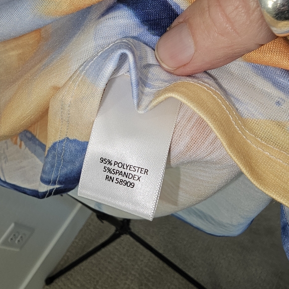 NWT Allison Daley Lightweight Vibrant Brushstroke Blouse - 3X - Picture 5 of 6